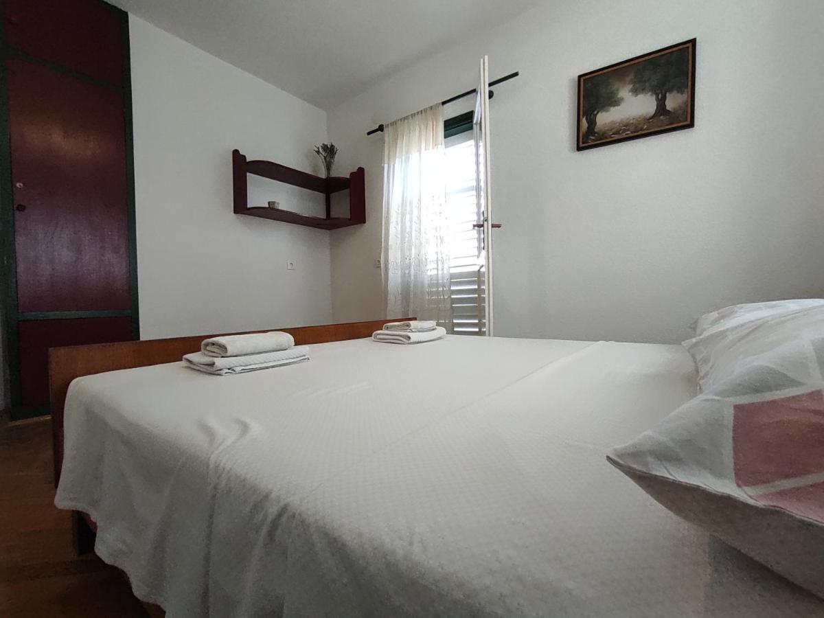 Apartments By The Sea Trpanj, Peljesac - 15995 Exterior photo